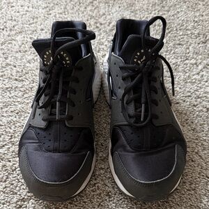 Nike Air Huarache - Men’s Sizing